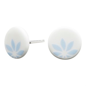 Ohrringe aus weißem Porzellan mit blauer Blume - 399 010
